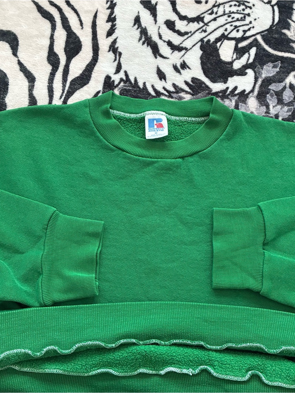 000 - VINTAGE 90s RUSSELL ATHLETICS GREEN MADE IN USA BLANK CREWNECK SWEATSHIRT
